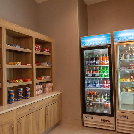 La Quinta Inn & Suites By Wyndham Lake City Ngoại thất bức ảnh